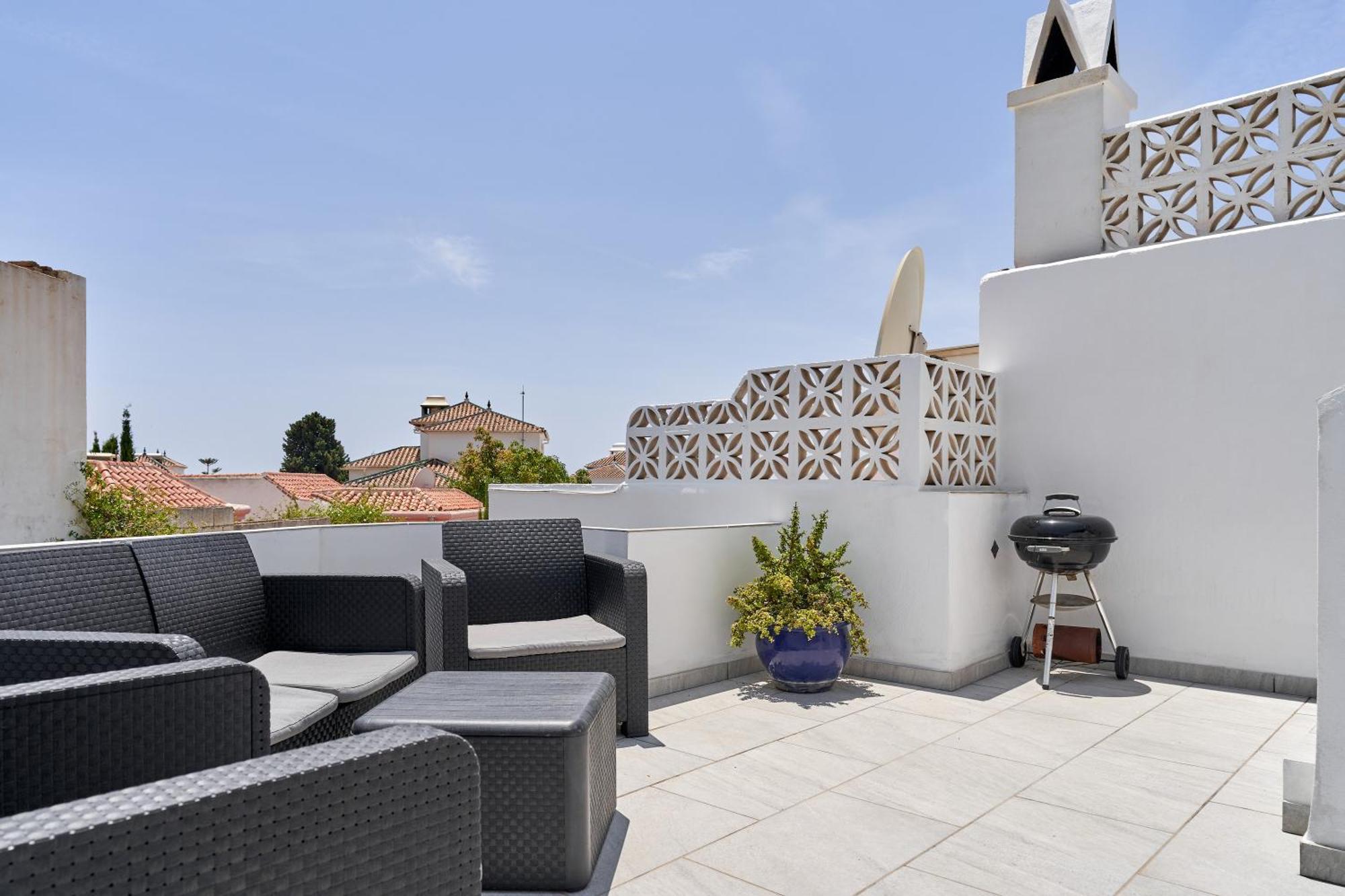 One Bedroom Penthouse Nerja Dış mekan fotoğraf